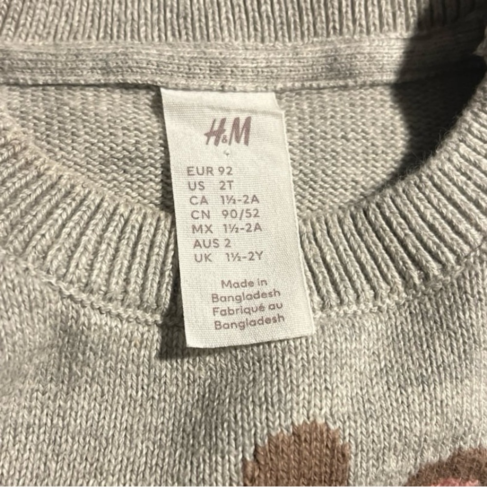 H&M skating bunny cotton knit sweater 2T - Picture 3 of 3